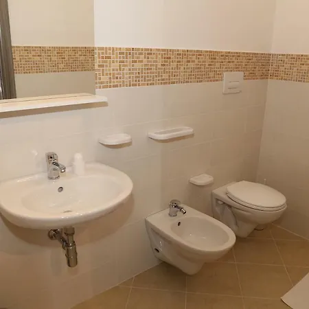 Solandra Bed & Breakfast 3*